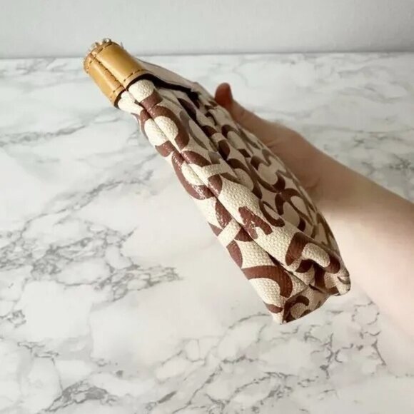 Coach Op Art Tan Brown Pleated Coated Canvas Large Zip Top Wristlet - Picture 6 of 13